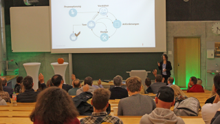 Vortrag Viola Manz zum Thema „User Centered Design Process Mapping – ein innovatives Framework des Spiegel Institut“ 