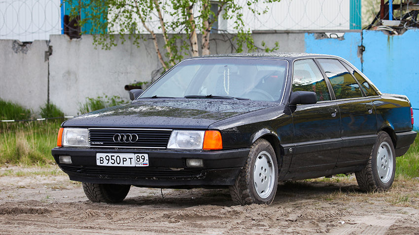 Audi 100