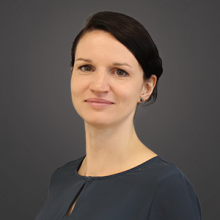 Nina Hoesl